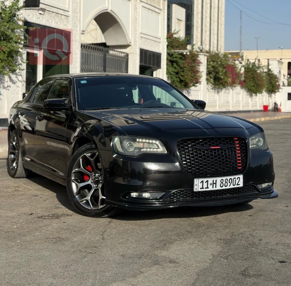 كرايسلر 300